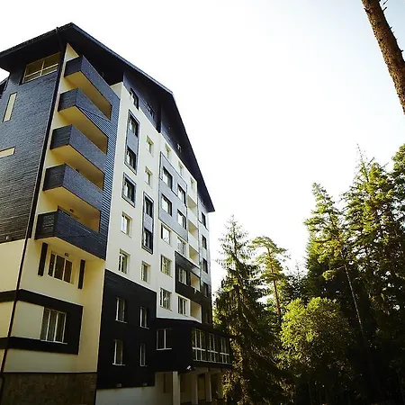 Festa Chamkoria Lejlighed