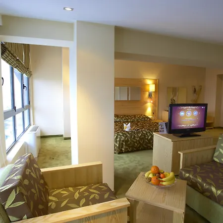 Festa Chamkoria Lejlighed